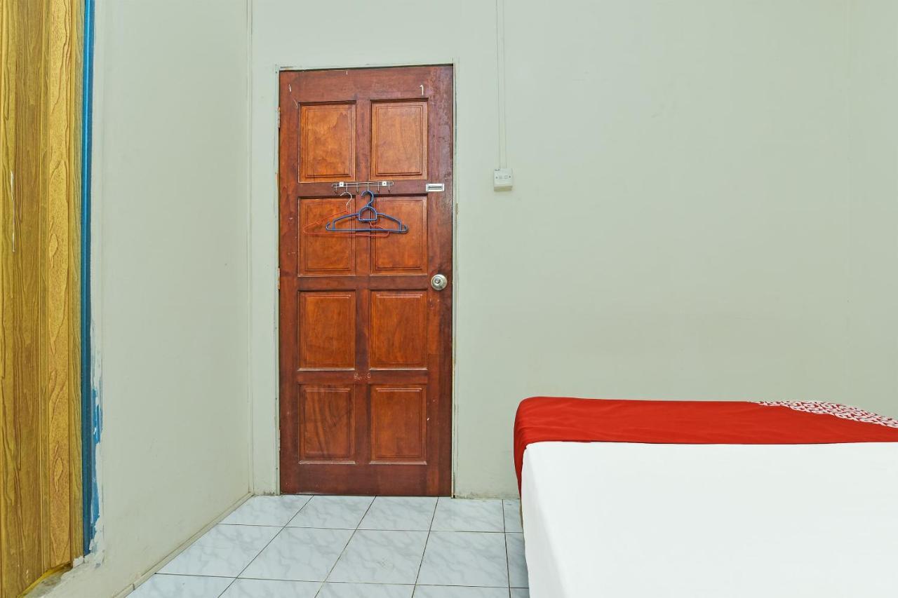 F Hotel Sungai Dua Bukit Extérieur photo
