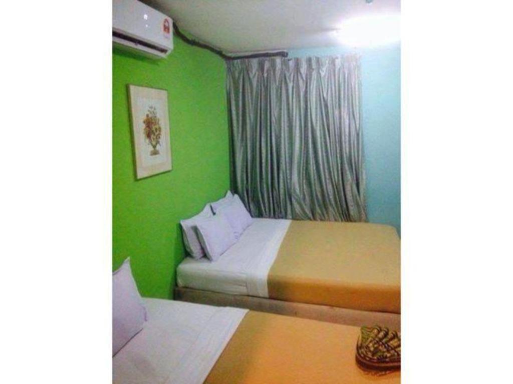 F Hotel Sungai Dua Bukit Extérieur photo